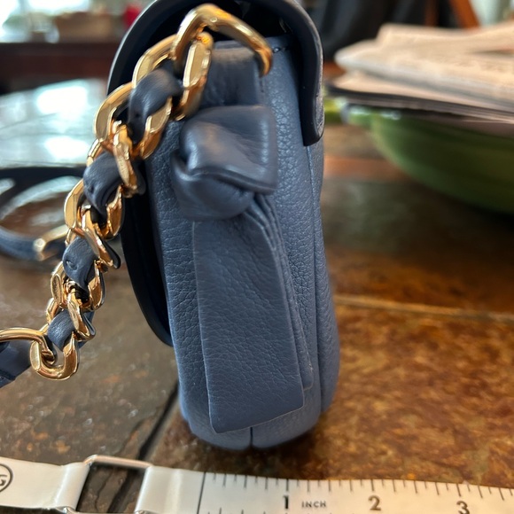 Tory Burch blue cross body bag - Picture 7 of 9